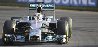 GP Australii - wyścig: Hamilton wygrywa inauguracyjny wyścig