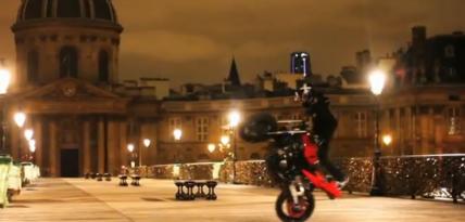 Paryski stunt...
